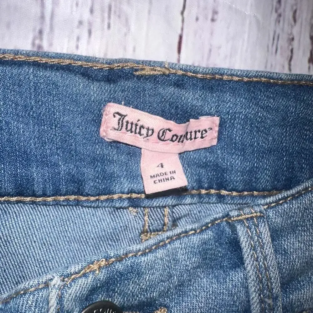 Juicy Couture Women's Distressed Raw Hem Bermuda Denim jorts-4